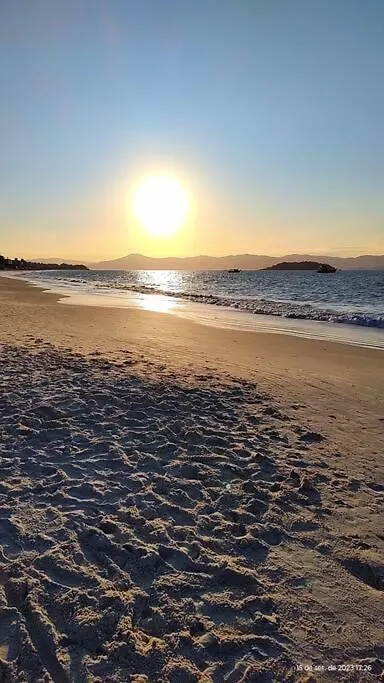 Amplo Apto A 20 Metros Do Mar. Florianópolis 0*,  Βραζιλία